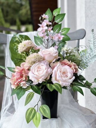 Bukiet nagrobny do wazonu w pastelowych odcieniach