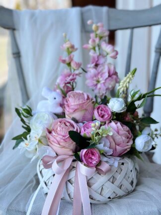 Stroik wielkanocny w różowych odcieniach